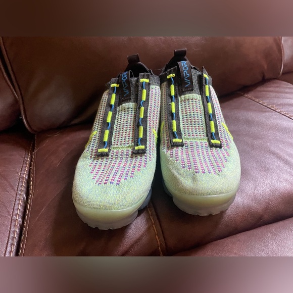 Nike Air VaporMax 2021 Flyknit NN "Volt/Black/Photo Blue/Metallic Silver" - Picture 1 of 6